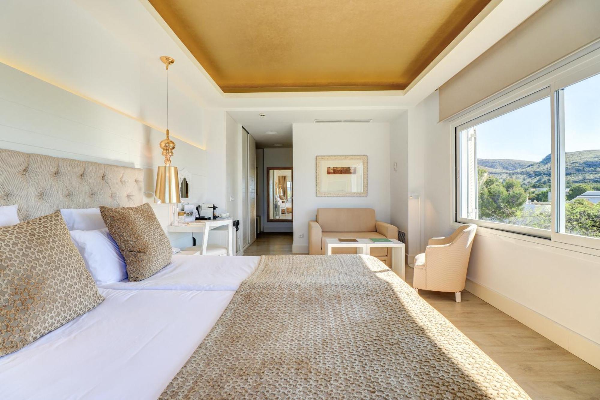 Hotel Illa D'Or & Club Apts 4* Sup Port de Pollença Kültér fotó
